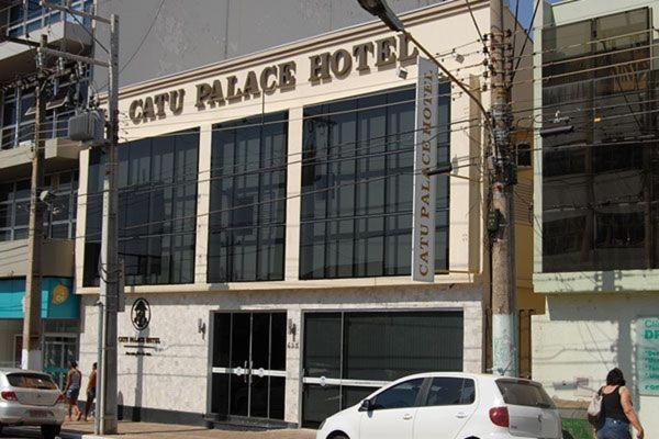 Catu Palace Hotel Rondonópolis Екстериор снимка